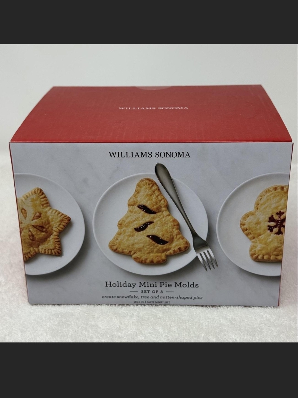 NWT Williams Sonoma Holiday Mini Pie Molds Set of 3 Christmas Baking